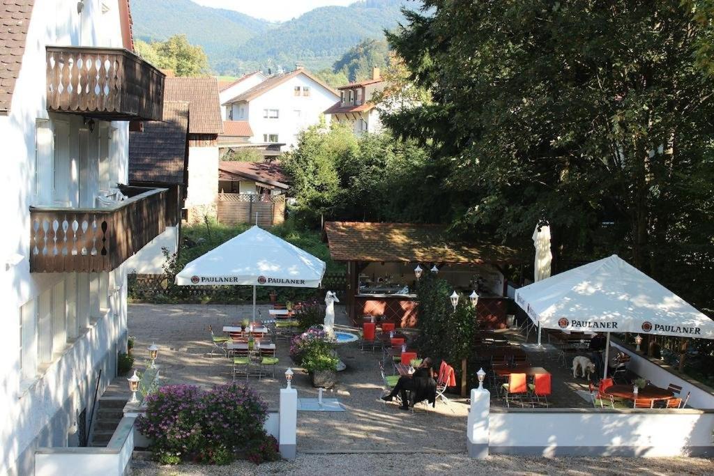 Hotel Gasthaus Zur Linde Glottertal Extérieur photo