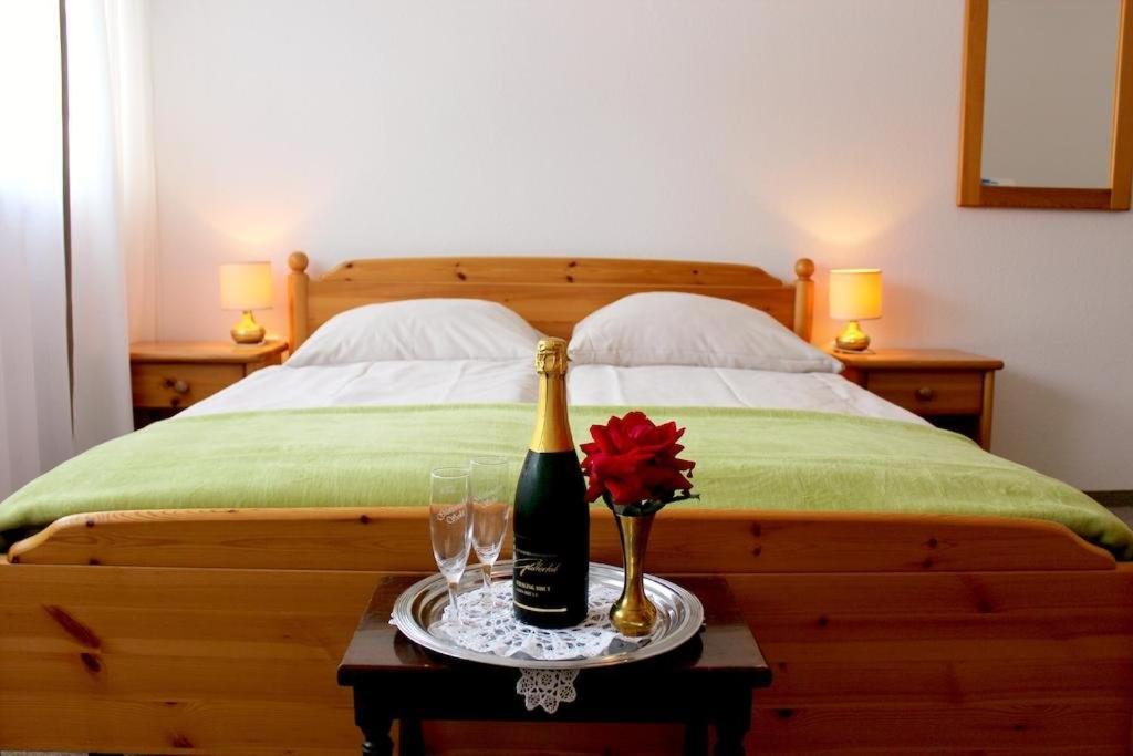 Hotel Gasthaus Zur Linde Glottertal Extérieur photo